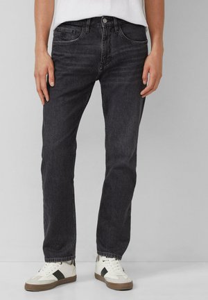 - Jeansy Slim Fit