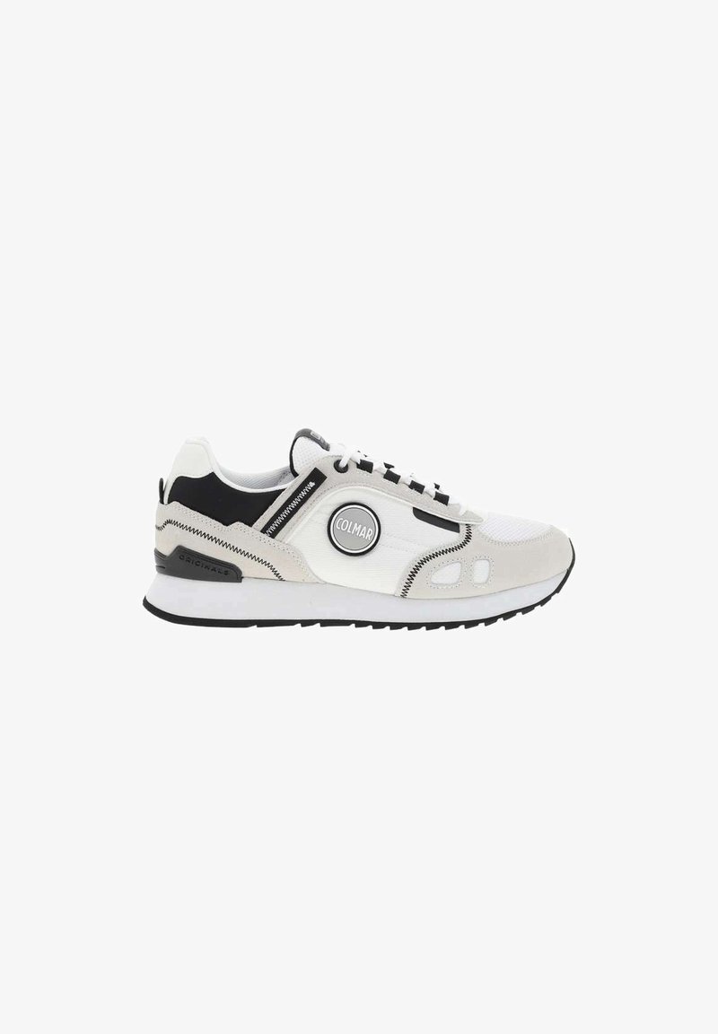 Weißer und beiger Colmar-Sneaker mit schwarzen Akzenten, Schnürverschluss vorne, rundem Logo an der Seite und dicker weißer Sohle mit schwarzem Profil.