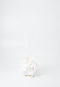 Thumbnail Image 2