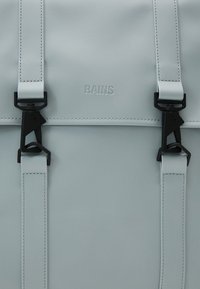 Rains BAG MINI UNISEX - Turistinė kuprinė - wind