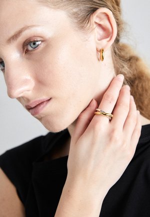 BAGUE INITIAL - Ring - gold-coloured