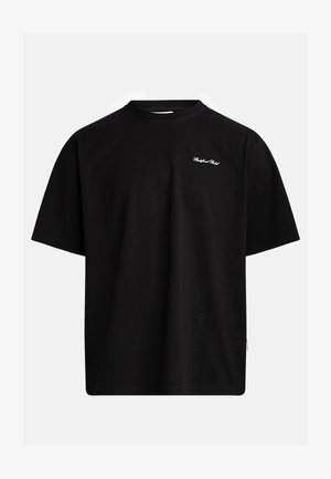 Melna kokvilnas T-kreklu ar apaļu kaklu, īsām piedurknēm un nelielu baltu logo priekšpusē. Iezīmē relaksētu piegriezumu ar gludu tekstūru.