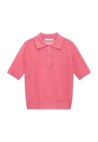 Damska różowa koszulka polo wykonana z miękkiego dzianinowego materiału, z kołnierzykiem, krótkimi rękawami i plisą na trzy guziki.
