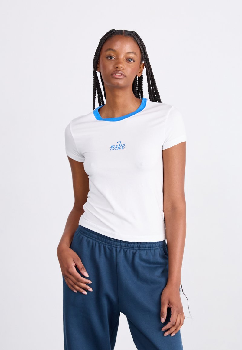 Nike Sportswear Μπλουζάκι με στάμπα - white