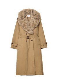 Dlhý béžový trench coat s širokým umelým kožuchom, dvojradové gombíky, opasok v páse a gombíky na rukávoch.