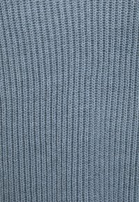 DRYKORN ARWEN - Camisola - blau