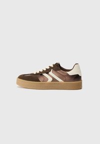 Sneakers laag - brown/metallic-coloured