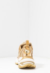 sandro Sneakers - gold-coloured