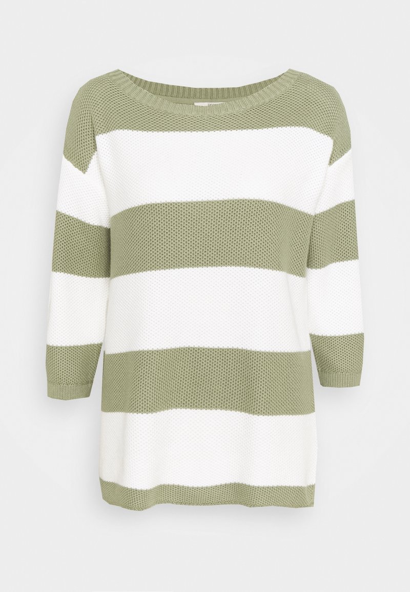 Gestreifenem Pullover mit breiten olivgrünen und weißen horizontalen Streifen, aus einem strukturierten Strickmaterial mit weitem Ausschnitt und Dreiviertelärmeln.