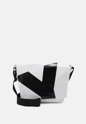 Bandolera - white