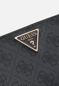 Guess LAUREL LARGE ZIP AROUND - Geldbörse - coal logo