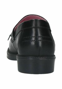 Zwarte leren schoen met een gladde afwerking, ronde neus, lichte hak en roze binnenvoering, met decoratieve stiksels op de hak.