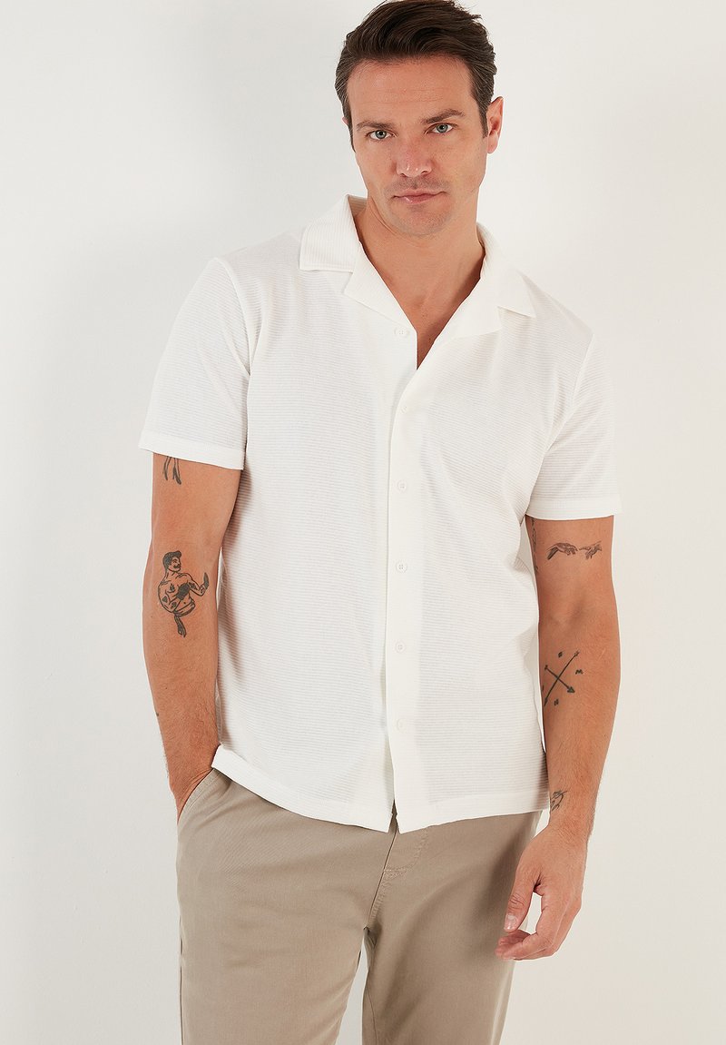 Buratti REGULAR FIT - Camisa - ecru