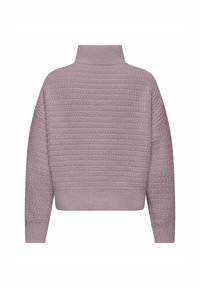 Pull en tricot de couleur lavande clair avec un col haut, une coupe courte et un motif texturé présentant des côtes horizontales et des manches larges.