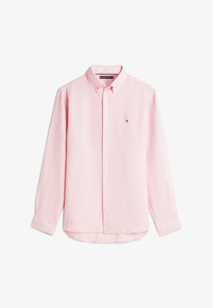 Jasnoróżowa koszula na długi rękaw z guzikami, z kołnierzykiem zapinanym na guziki, białe guziki oraz małe logo Tommy Hilfiger na piersi.