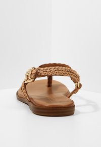 Inuovo Tåsandaler - light brown