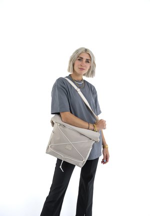Johnny Urban DYLAN - Cross body bag - sand