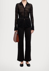 Holzweiler Camicia - black