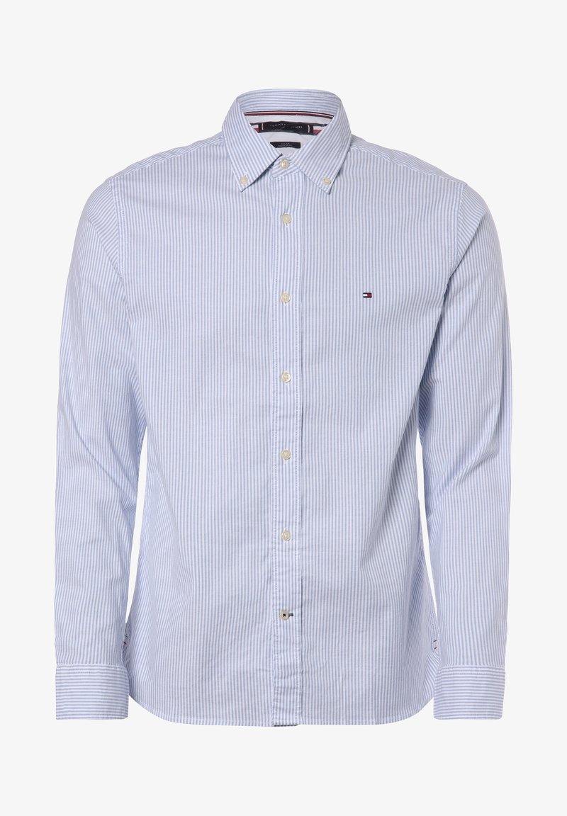 Camisa abotonada con rayas azules y blancas. Cuenta con cuello, dobladillo redondeado y logo de Tommy Hilfiger en el pecho. Hecha de algodón.