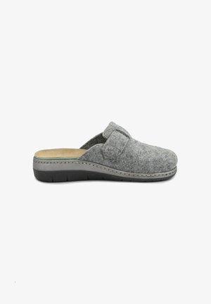 Scarpe grigie slip-on in feltro con punta rotonda, una fascia sulla parte superiore e una robusta suola in gomma nera. Presentano cuciture decorative.