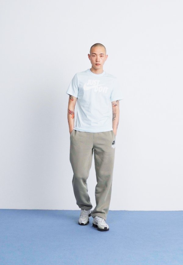 TEE JUST DO IT - Print T-shirt3