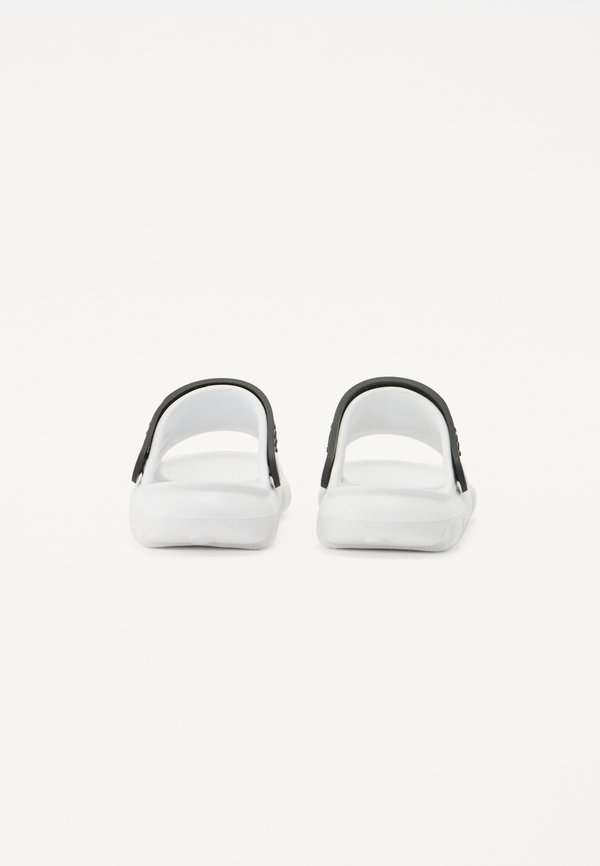 BASQUIAT UNISEX - Slippers2