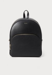 Zaino in pelle nera con forma arrotondata, dotato di una tasca frontale con cerniera dorata e una maniglia superiore per un facile trasporto.