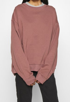 Sweater - brown