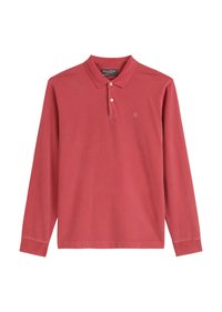 Langermet polo skjorte i falmet rød, laget av myk bomull, med en tri-knapp splitt og en liten brodert logo på brystet.