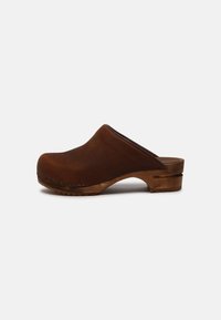 Sanita CHRISSY OPEN - Clogs - chestnut