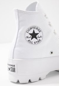 Converse CHUCK TAYLOR ALL STAR  biały