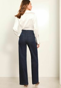 Lipsy HIGH WAIST TAILORED - Široké džíny - blue