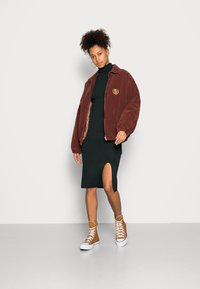 Even&Odd Vestido direito - dark green