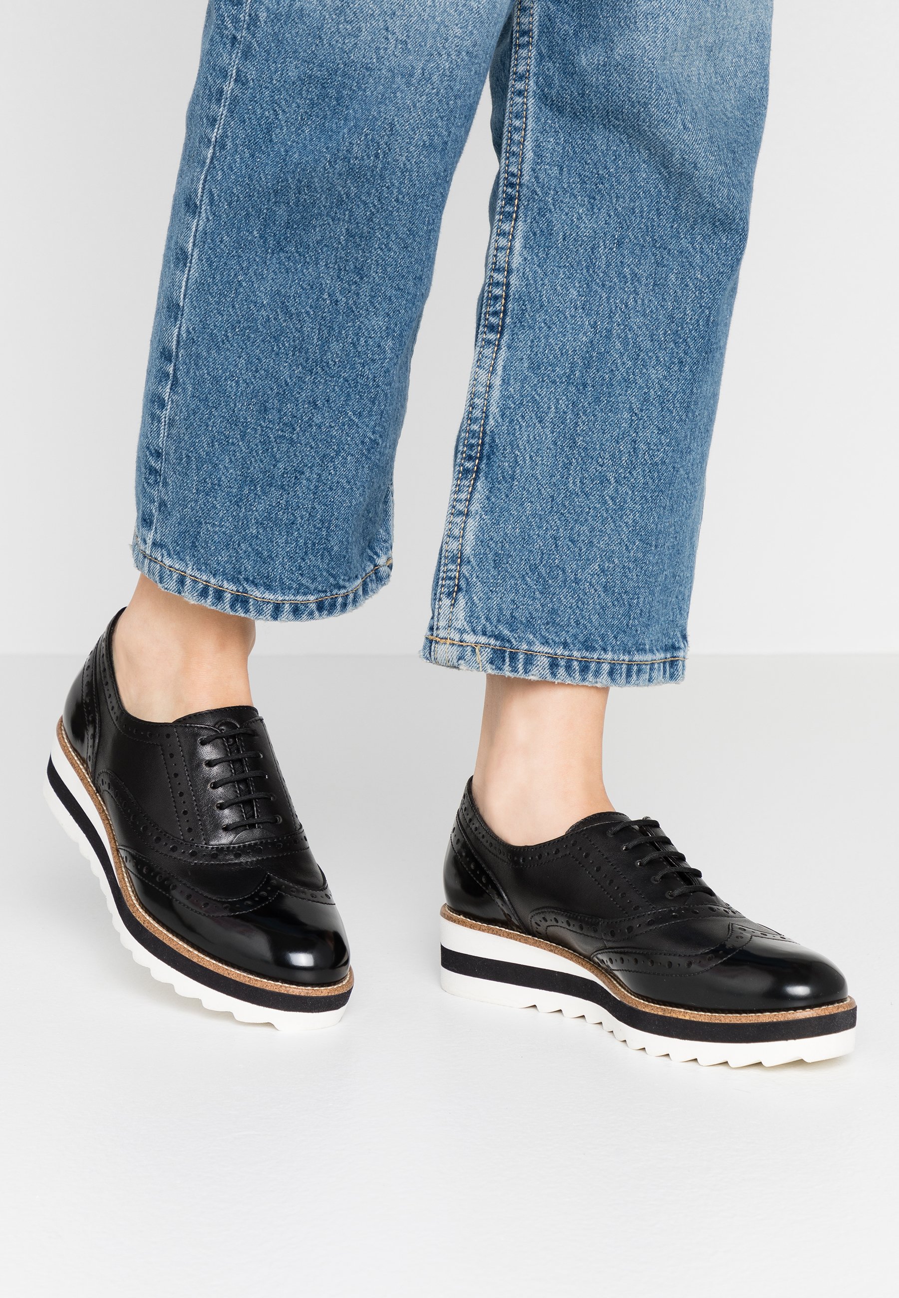 LACE UP Snörskor black LACE UP Snörskor black