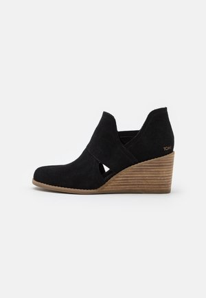 Ankle boot