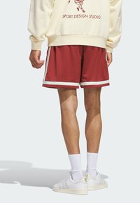 adidas Originals BASKETBALL - Shorts - preloved ruby ivory