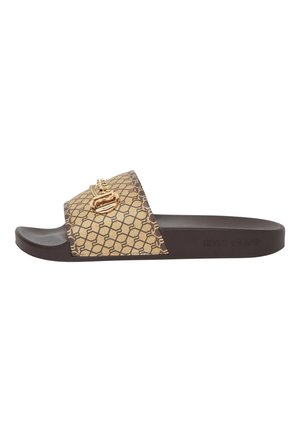 Slide-sandal med en brun sål og et mønstret overlæder i beige med et bikagemønster, accentueret med en metalspænde-detalje.