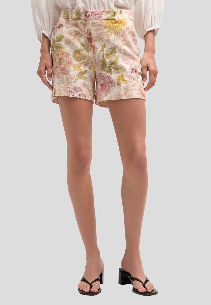 Motivi FANTASIA FLOREALE - Shorts - rosa cipria