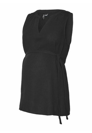 Haut de maternité noir avec un design sans manches, une silhouette enroulée, un tissu texturé et un lien ajustable à la taille pour un ajustement personnalisable.