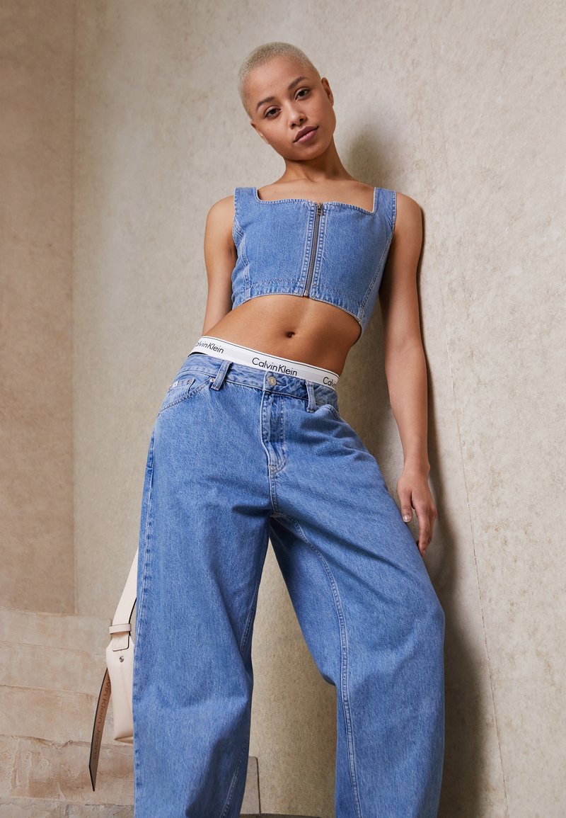 hot-girl-in-jeans-top-png-hd-pic-download-cbeditz