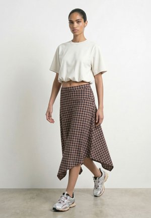 HYPEDROP, Midi HDIVY MW ASYMMETRIC CHECKED - A-snit nederdel - mahogany rose