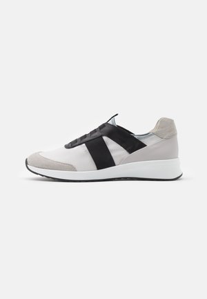 Baskets basses - light grey