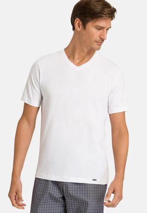 Hanro LIVING V 1/2 ARM - Jednoduché tričko - white