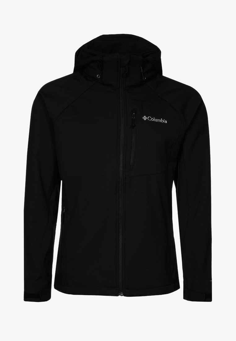 Czarna kurtka softshell z zamkiem z przodu, kapturem i logo Columbia. Posiada zamykane na zamek kieszenie na piersi i po bokach do przechowywania.