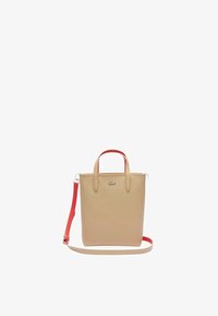 Sélectionné, beige viennois grenadine