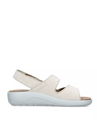 Sandal in suede crema con punta e tallone aperti, doppie aperture sulla parte superiore, soletta imbottita e suola in gomma bianca con leggera zeppa.