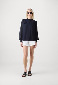 VILA VIUNA SHIRT - Bluse - navy blazer