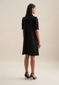 Seidensticker REGULAR - Freizeitkleid - black