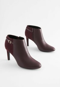 Next FOREVER COMFORTÂ® ROUND TOE SHOE BOOTS - Klassikalised kontsakingad - burgundy red