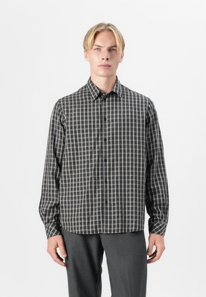 Camicia a maniche lunghe con bottoni in un motivo a quadri grigio scuro e crema. Tessuto morbido con colletto classico e bottoni frontali.